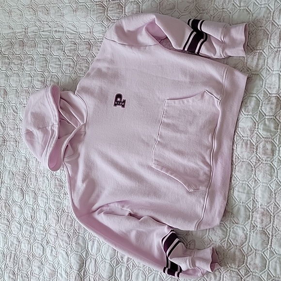 Pink Victoria's Secret hoodies - Picture 5 of 8